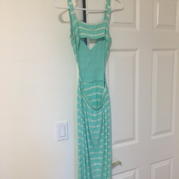 Backless with side cutout maxi dress - turquoise - Picture 7 of 8